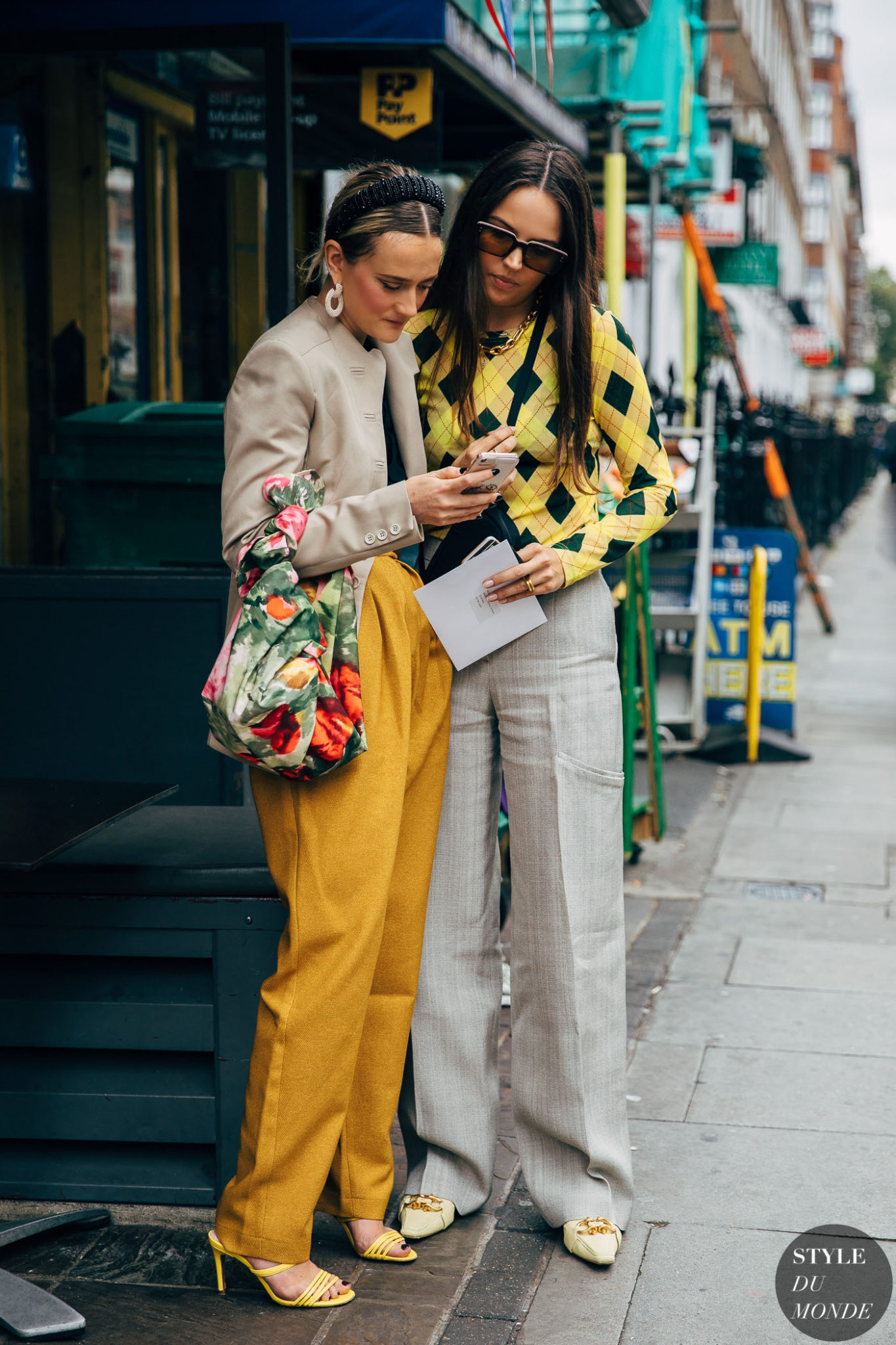 Street Style: Styles that go well among friends, colleagues and family ...