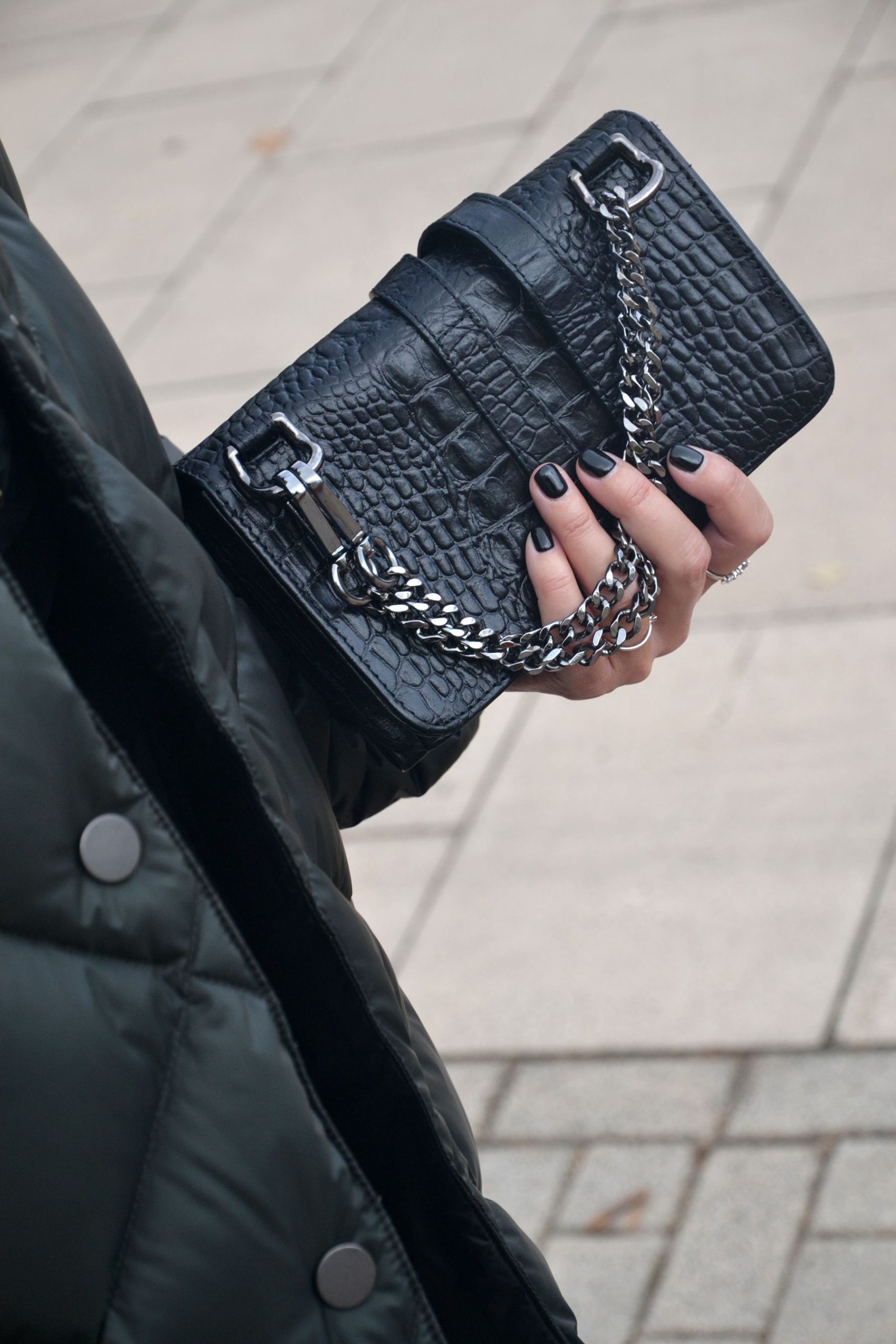 Anna Cortina Survival Bag
