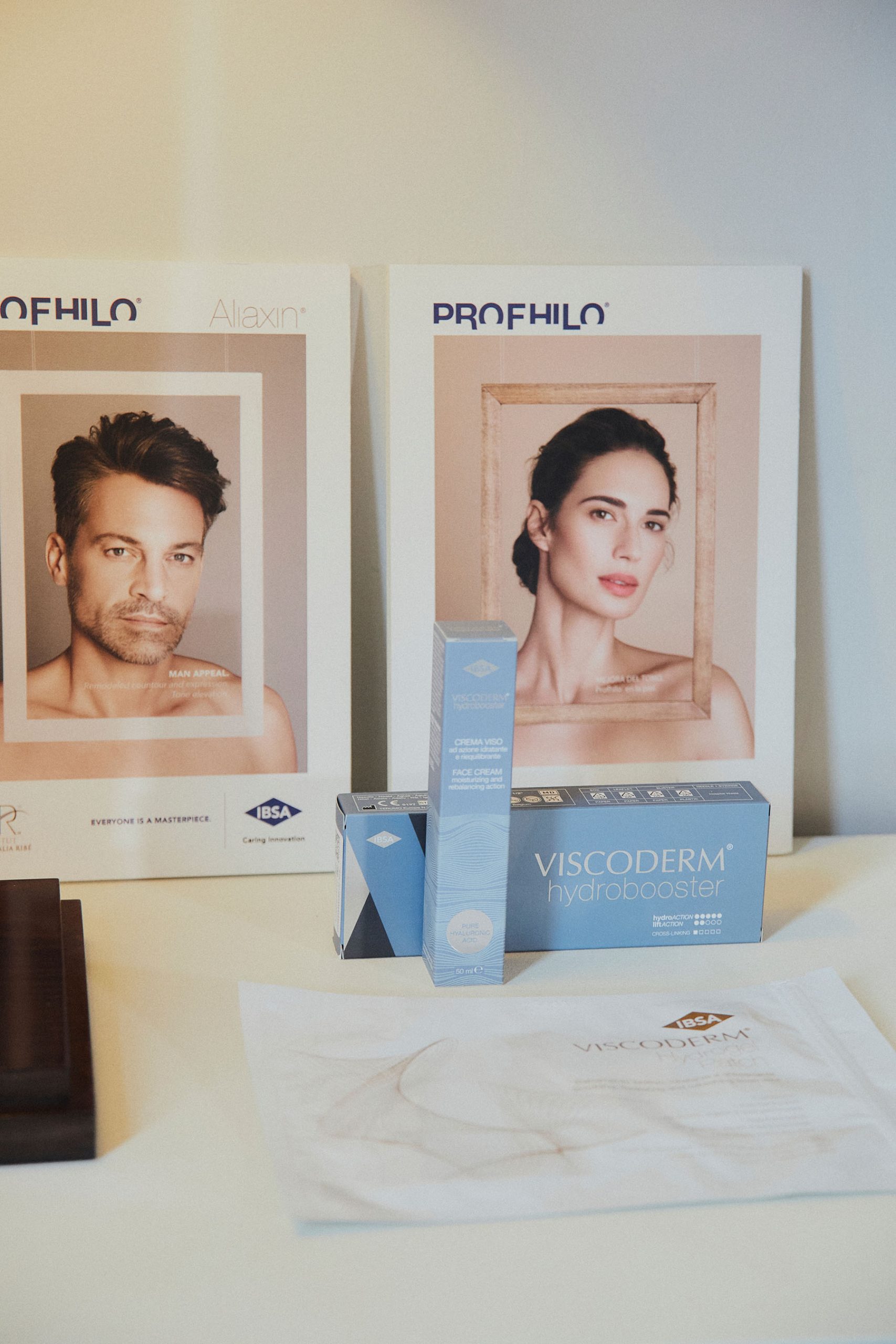 Viscoderm Hydrobooster Cream, emulsión nutritiva recomendada para mañana y noche, que hidrata la piel de forma inmediata y mejora su elasticidad.